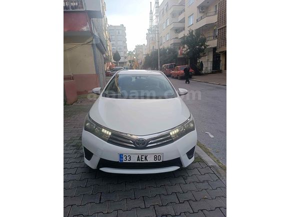 Sahibinden Toyota Corolla 1.33 Life 2013 Model  141.000 km Beyaz