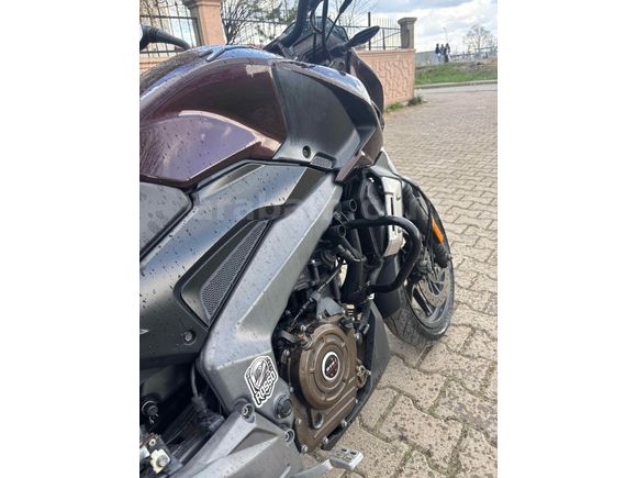 Galeriden Bajaj Dominar 400 Ağrı