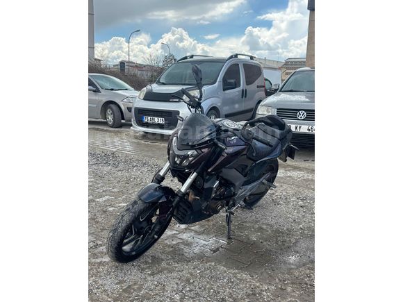 Galeriden Bajaj Dominar 400 Ağrı