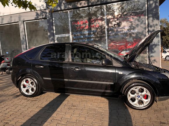 Sahibinden acil Ford Focus 1.6 TDCi Trend 2006 Model 