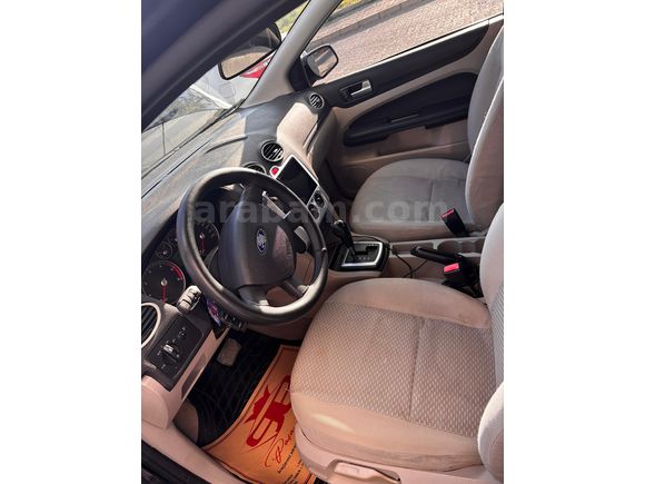 Sahibinden acil Ford Focus 1.6 TDCi Trend 2006 Model 
