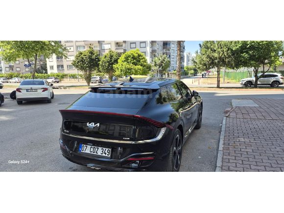 Sahibinden HATASIZ Kia EV6 Long Range GT Line 2023 Nisan trafiğe çıkışlı 2022 Model  47.000 km Siyah