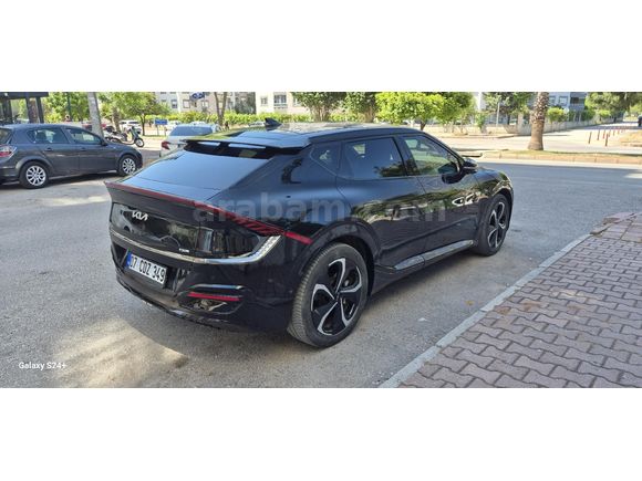 Sahibinden HATASIZ Kia EV6 Long Range GT Line 2023 Nisan trafiğe çıkışlı 2022 Model  47.000 km Siyah