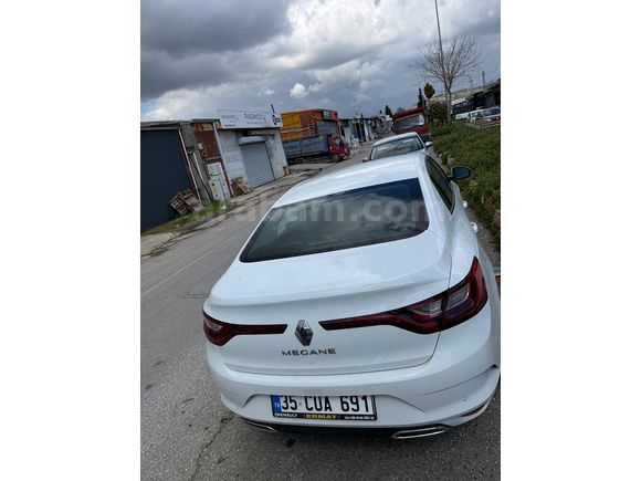 Sahibinden Renault Megane 1.3 TCe Touch 2025 Model 