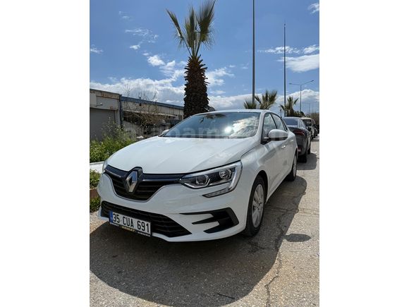 Sahibinden Renault Megane 1.3 TCe Touch 2025 Model 