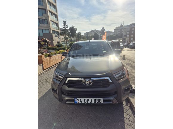 Sahibinden Toyota Hilux 2.4 D-4D 4x4 Invincible 2020 Model İstanbul