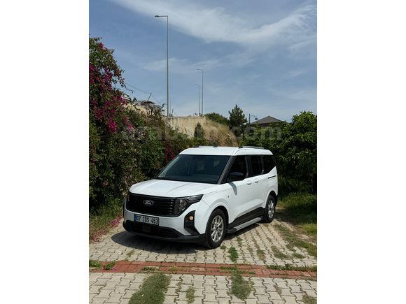 Sahibinden Servis Garantili Ford Tourneo Courier 1.0 EcoBoost Titanium 2024 Model