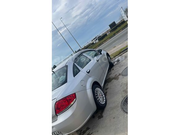 Fiat Linea 1.3 Multijet Active - Yakıt Cimrisi - Masrafsız - Klima Aktif
