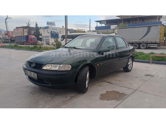Sahibinden Opel Vectra 1.6 GL 1998 Model  237000 km Yeşil