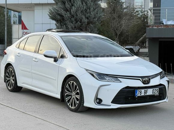Sahibinden Toyota Corolla 1.6 Flame X Pack 2020 Model 