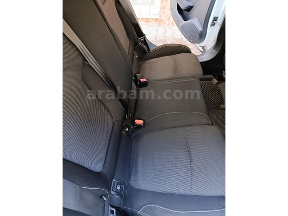 Sahibinden Renault Megane 1.5 dCi Joy 2017 Model 143656 kmde.bakımlı masrafsız. istanbul