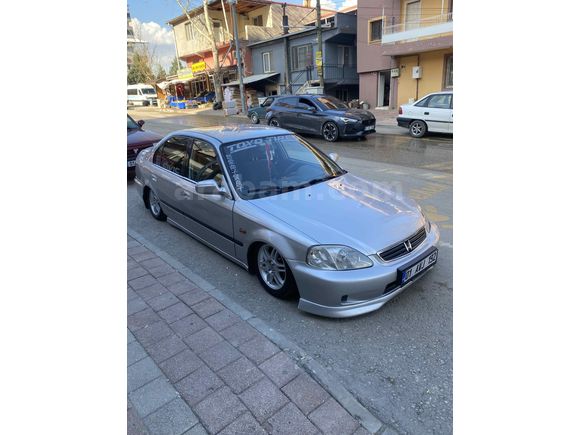 Sahibinden Honda Civic 1.6 i ES 2000 Model 