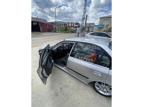 Sahibinden Honda Civic 1.6 i ES 2000 Model 