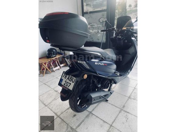 2023 MODEL 900 km