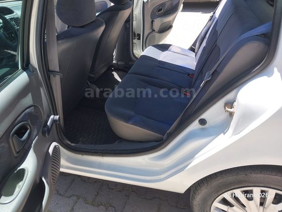 MEMURDAN CLİO 1.6 RTE-KLİMALI-155800 ORİJİNAL KM