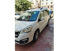 Sahibinden Peugeot Partner 1.6 HDI Allure 2018 Model  217.000 km Beyaz
