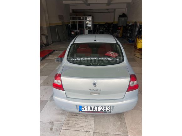 Sahibinden Renault Megane 1.6 RXE 2004 Model  236000 km Gri (Gümüş)