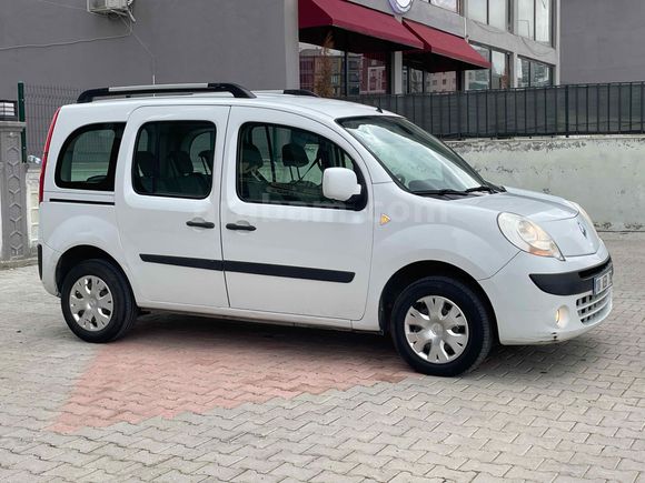 Sahibinden Renault Kangoo Multix 1.5 dCi Expression 2009 Model 