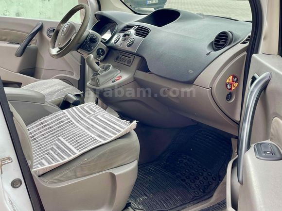 Sahibinden Renault Kangoo Multix 1.5 dCi Expression 2009 Model 