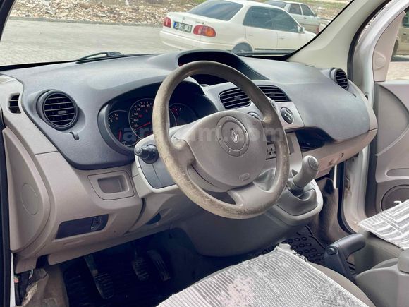 Sahibinden Renault Kangoo Multix 1.5 dCi Expression 2009 Model 