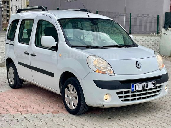 Sahibinden Renault Kangoo Multix 1.5 dCi Expression 2009 Model 