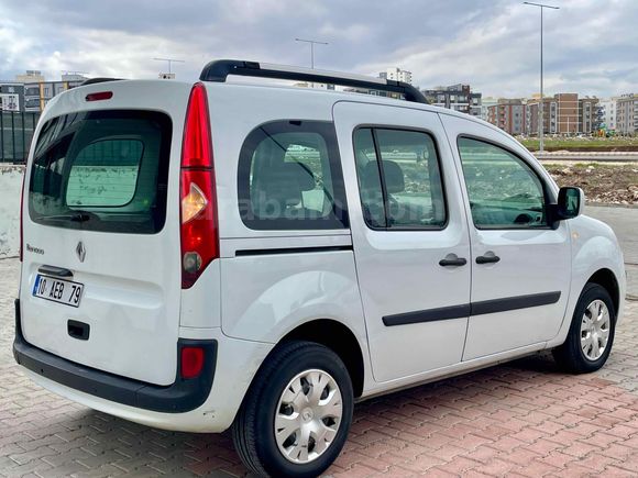 Sahibinden Renault Kangoo Multix 1.5 dCi Expression 2009 Model 