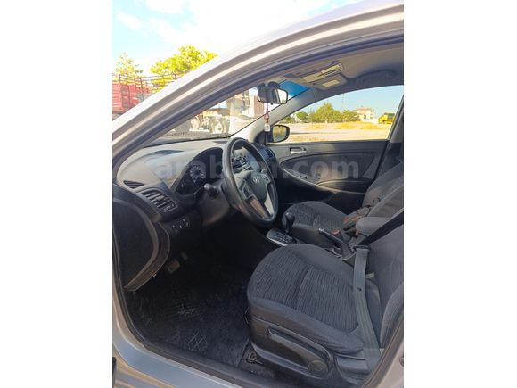 Sahibinden Hyundai Accent Blue 1.6 CRDI Mode Plus 2015 Model