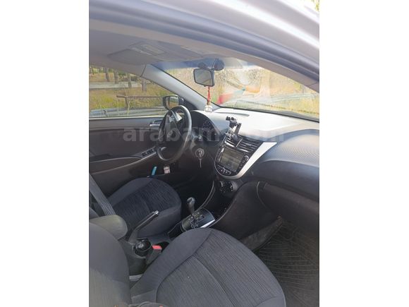 Sahibinden Hyundai Accent Blue 1.6 CRDI Mode Plus 2015 Model