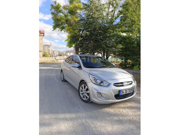 Sahibinden Hyundai Accent Blue 1.6 CRDI Mode Plus 2015 Model