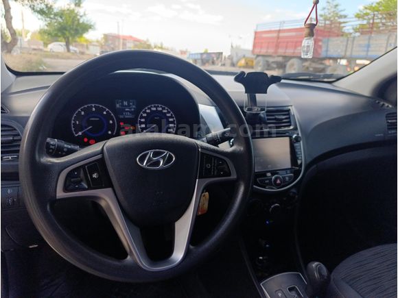 Sahibinden Hyundai Accent Blue 1.6 CRDI Mode Plus 2015 Model