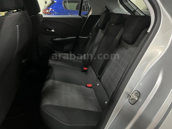 Öğretmenden Opel Corsa 1.2 Edition 2023 Model 