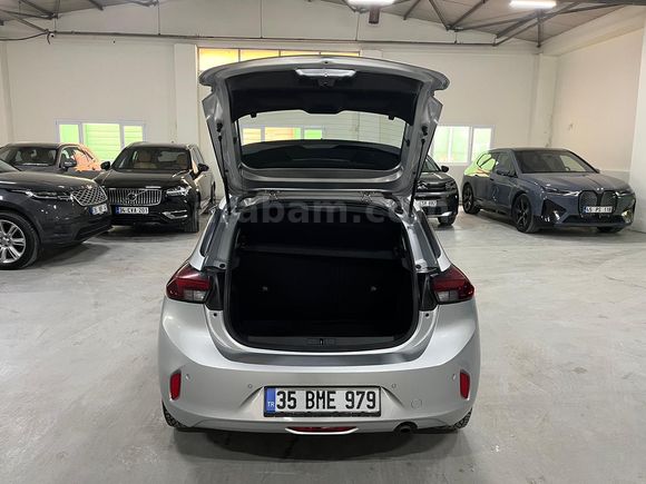 Öğretmenden Opel Corsa 1.2 Edition 2023 Model 