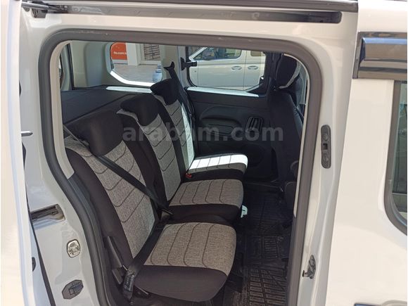 Sahibinden Opel Combo 1.5 CDTI Essential 2025 Model
