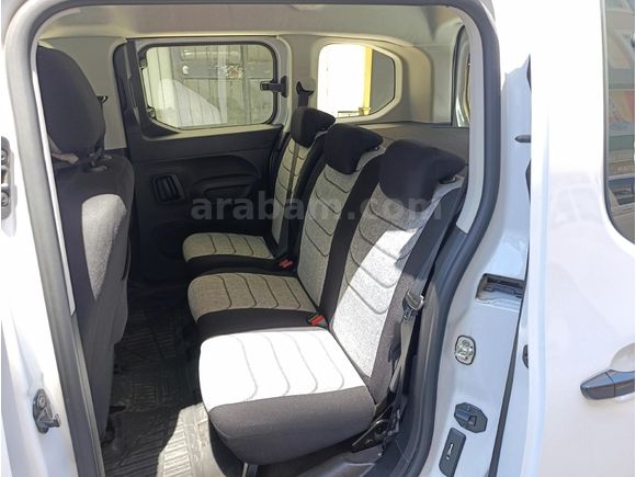 Sahibinden Opel Combo 1.5 CDTI Essential 2025 Model