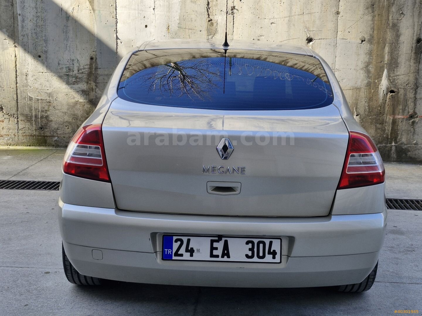 Galeriden Renault Megane 1.5 dCi Extreme 2008 Model İzmir 103.000 km Kahverengi 7
