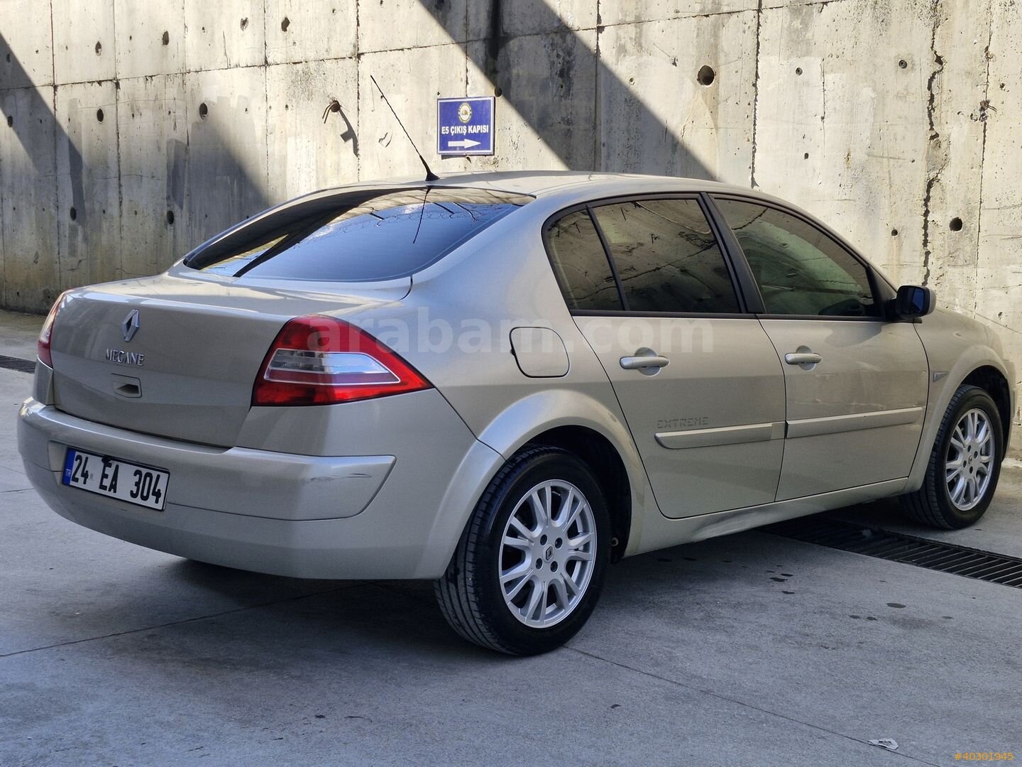 Galeriden Renault Megane 1.5 dCi Extreme 2008 Model İzmir 103.000 km Kahverengi 6