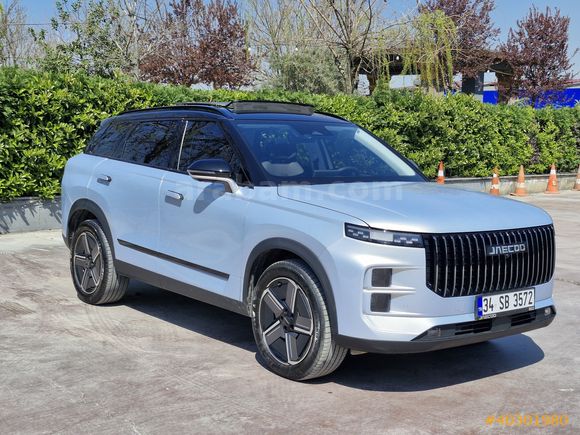 ARAÇ İSTANBULDA HATASIZ BOYASIZ ÇİFT RENK 7.000 KM EVOLVE 2025
