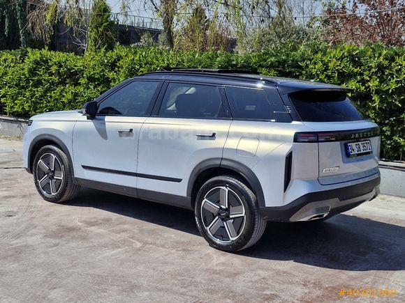 ARAÇ İSTANBULDA HATASIZ BOYASIZ ÇİFT RENK 7.000 KM EVOLVE 2025