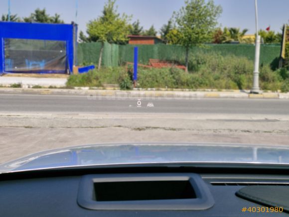 ARAÇ İSTANBULDA HATASIZ BOYASIZ ÇİFT RENK 7.000 KM EVOLVE 2025
