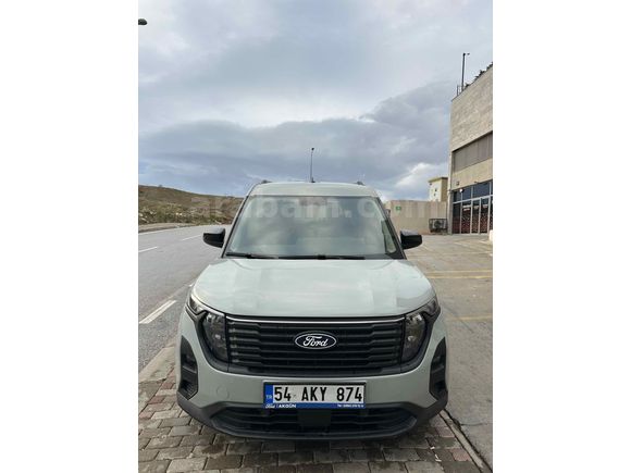 Sahibinden Ford Tourneo Courier 1.5 EcoBlue Titanium 2024 Model 