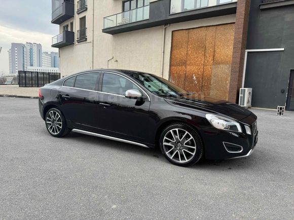 Sahibinden Volvo s60 Dizel-Otomatik Değişensiz Düşük KM  