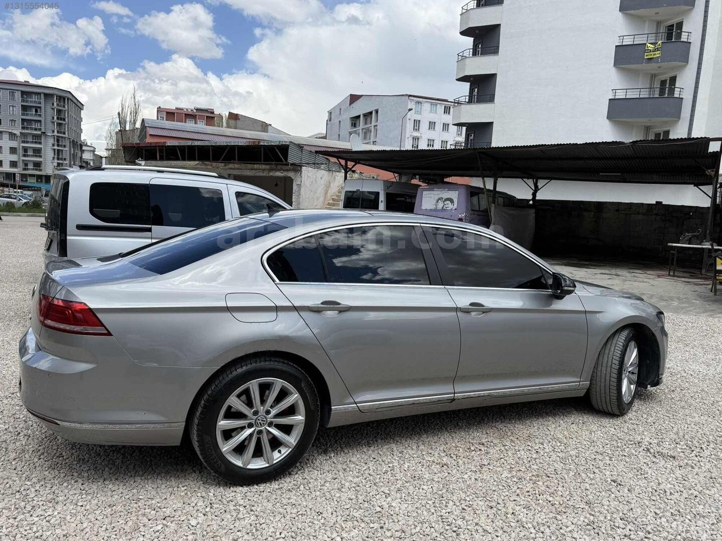 Galeriden Volkswagen Passat 1.6 TDi BlueMotion Comfortline 2015 Model Ağrı 210.000 km Gri 2