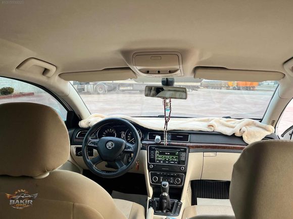 HATASIZ BOYASIZ HASAR KAYITSIZ SKODA SÜPERB MANUEL