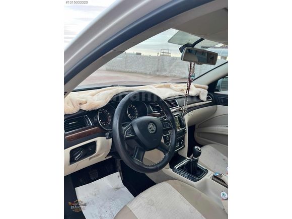HATASIZ BOYASIZ HASAR KAYITSIZ SKODA SÜPERB MANUEL