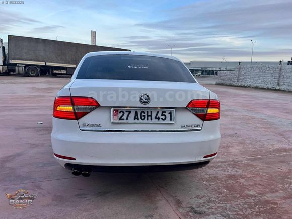 HATASIZ BOYASIZ HASAR KAYITSIZ SKODA SÜPERB MANUEL