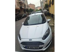 Öğretmenden Ford Fiesta 1.5 TDCi Trend 2013 Model 159.000 km Beyaz