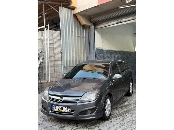 ÇELİK MOTORS'DAN BOYASIZ CAM GİBİ ASTRA