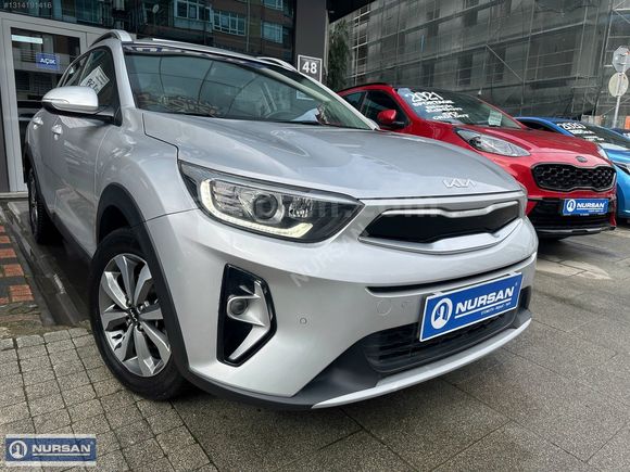 NURSAN - HATASIZ! 2022 KIA STONIC 4x2 ELEGANCE SUNROOF 1.4L OV.