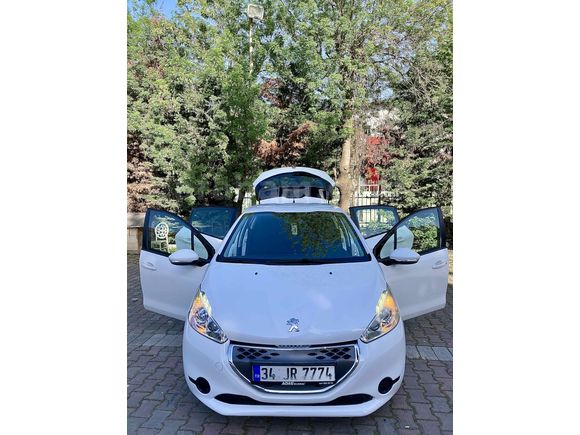 DİZEL OTOMATİK KAPUT TAVAN BOYASIZ 2013TESCİLLİ PEUGEOT208