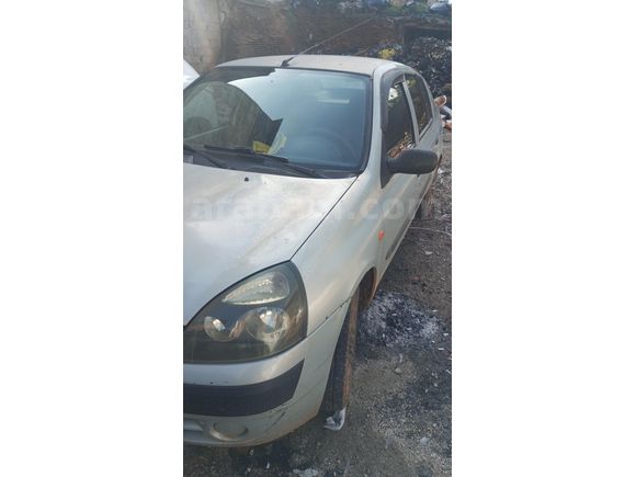 Sahibinden Renault Clio 1.4 Alize 2004 Model